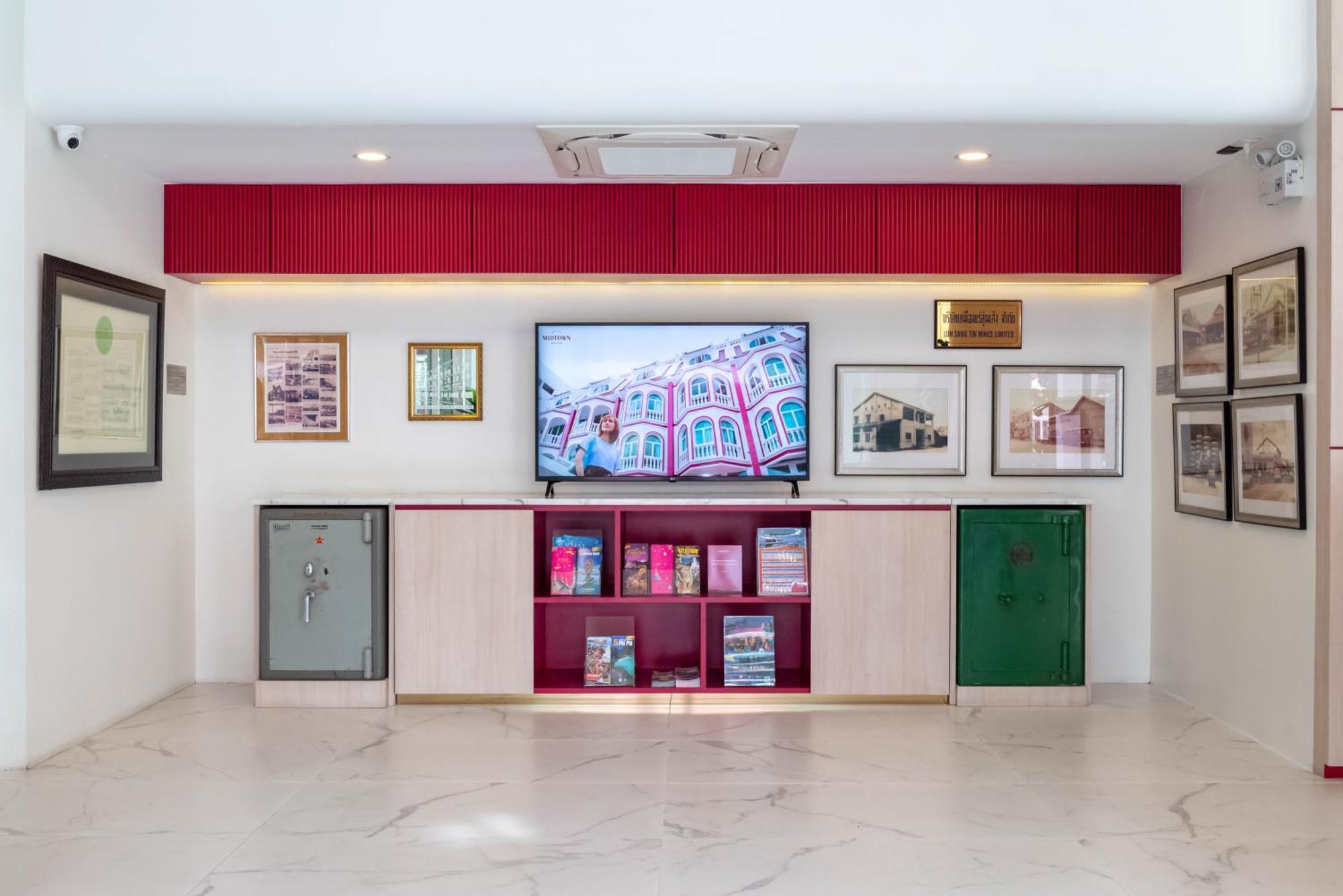 Hotel Midtown Ratsada Пхукет Экстерьер фото